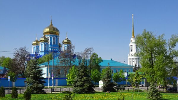 Рождествено-Богородицкий монастырь, вид со стороны парка Победы