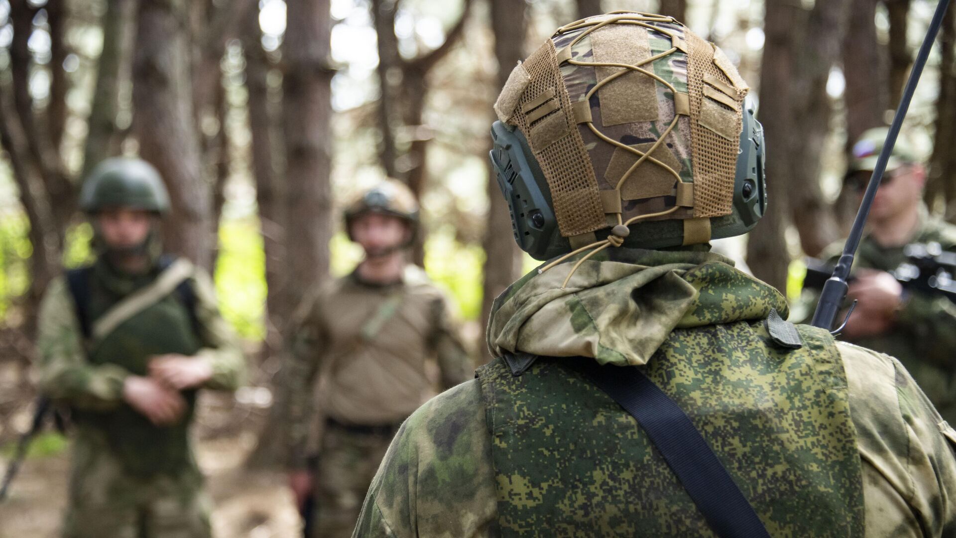 Российские военнослужащие в зоне проведения спецоперации. Архивное фото - РИА Новости, 1920, 18.05.2023