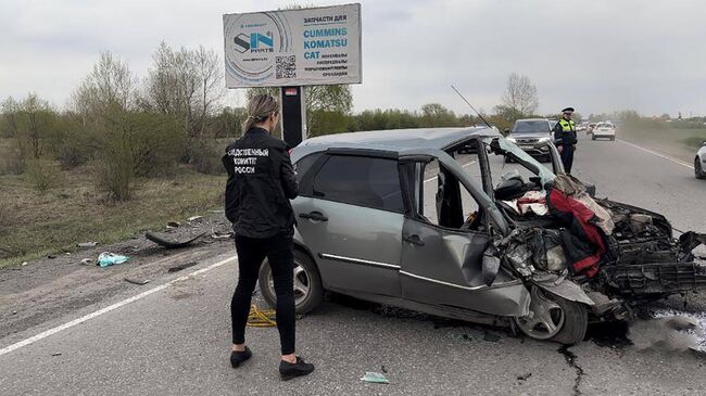 На месте ДТП с участием автомобиля судебных приставов в Кемеровской области