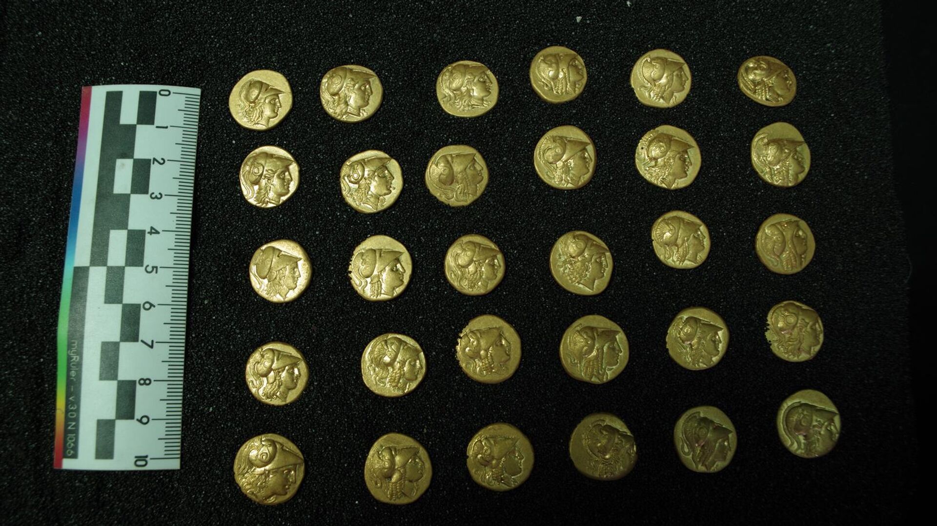 Η αρχαιολογική αποστολή της Μυρμέκιας του Ερμιτάζ ανακάλυψε έναν θησαυρό αρχαίων χρυσών νομισμάτων - RIA Novosti, 1920, 18/05/2023