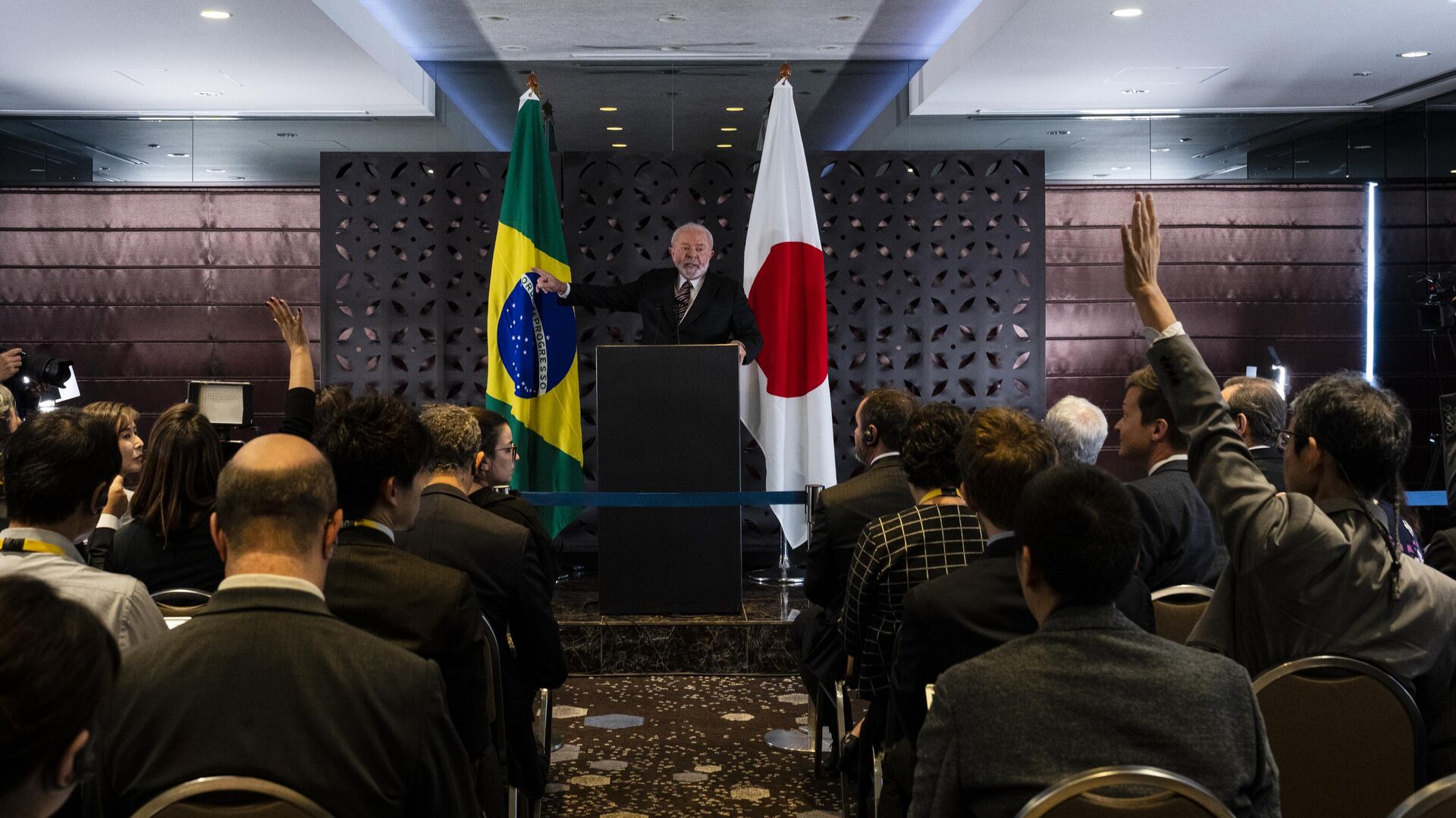 Президент Бразилии Луис Инасиу Лула да Силва во время пресс-конференции на полях саммита G7 в Хиросиме - РИА Новости, 1920, 22.05.2023