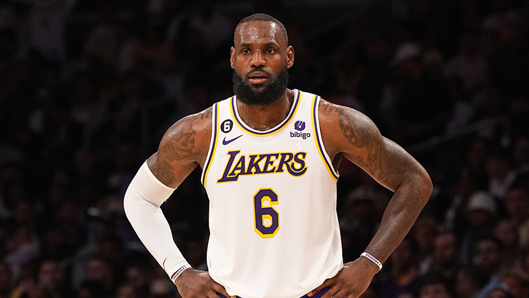 Леброн Джеймс пропустит старт сезона НБА