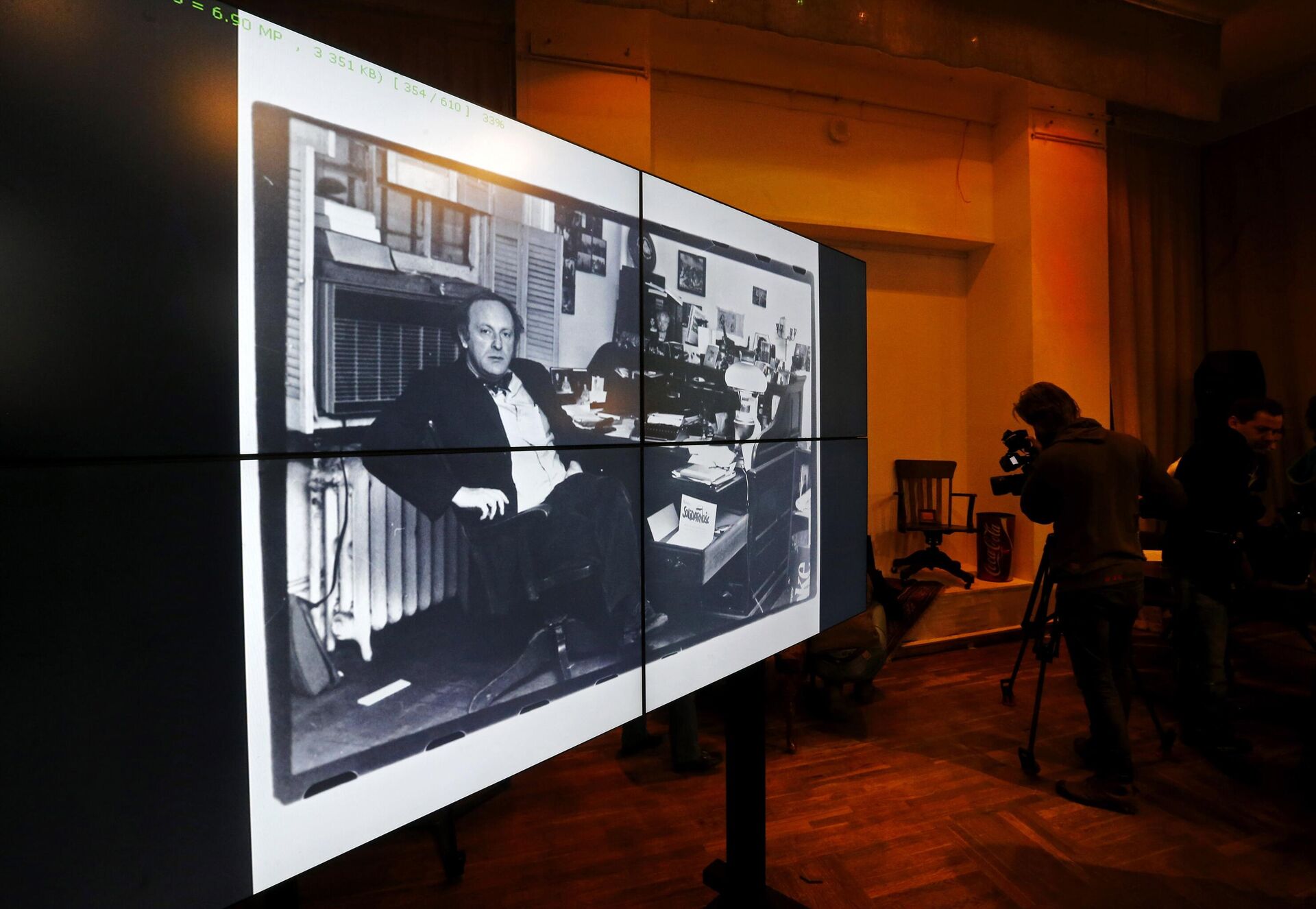 Личные вещи лауреата Нобелевской премии по литература Иосифа Бродского, представленые в музее Анны Ахматовой - РИА Новости, 1920, 23.05.2023