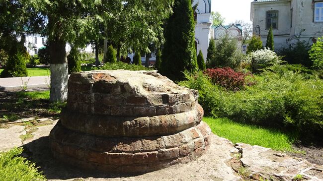 Толшевский монастырь, фундамент колокольни