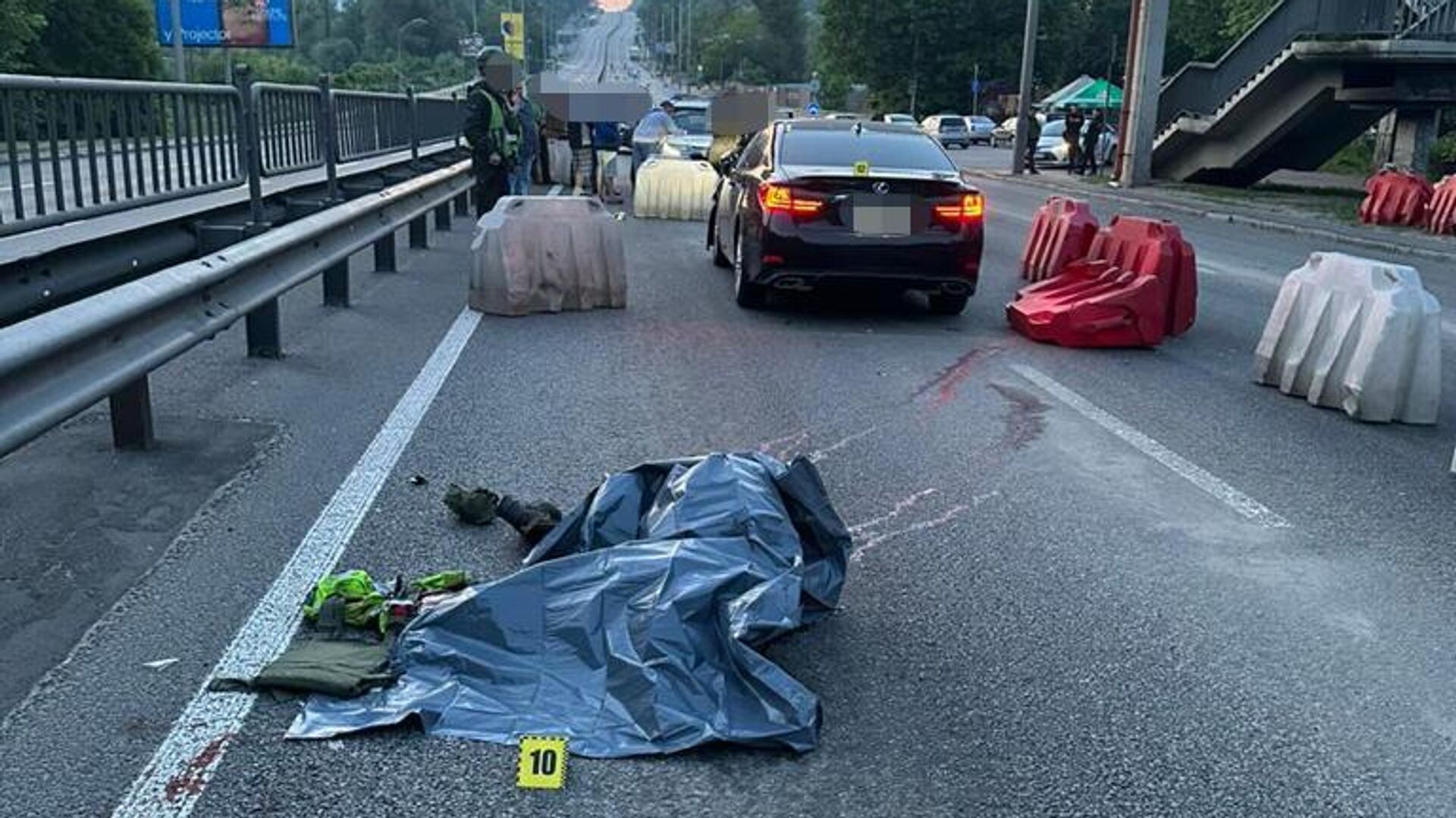 В Киеве глава райсуда насмерть сбил военнослужащего - РИА Новости,  26.05.2023