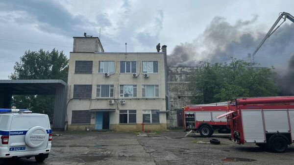Пожар в складском помещении в Ростове-на-Дону