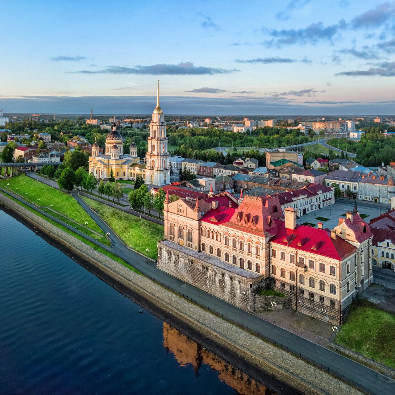 Названы пять городов России для поклонников архитектуры в стиле модерн -  РИА Новости, 22.09.2023