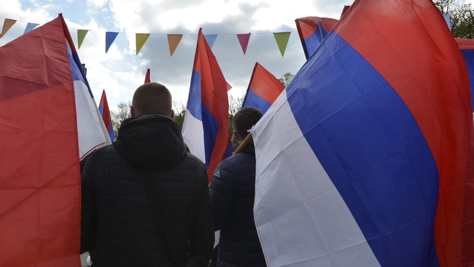 Боснийские сербы во время акции протеста. Баня-Лука, Босния и Герцеговина - РИА Новости, 1920, 27.05.2023