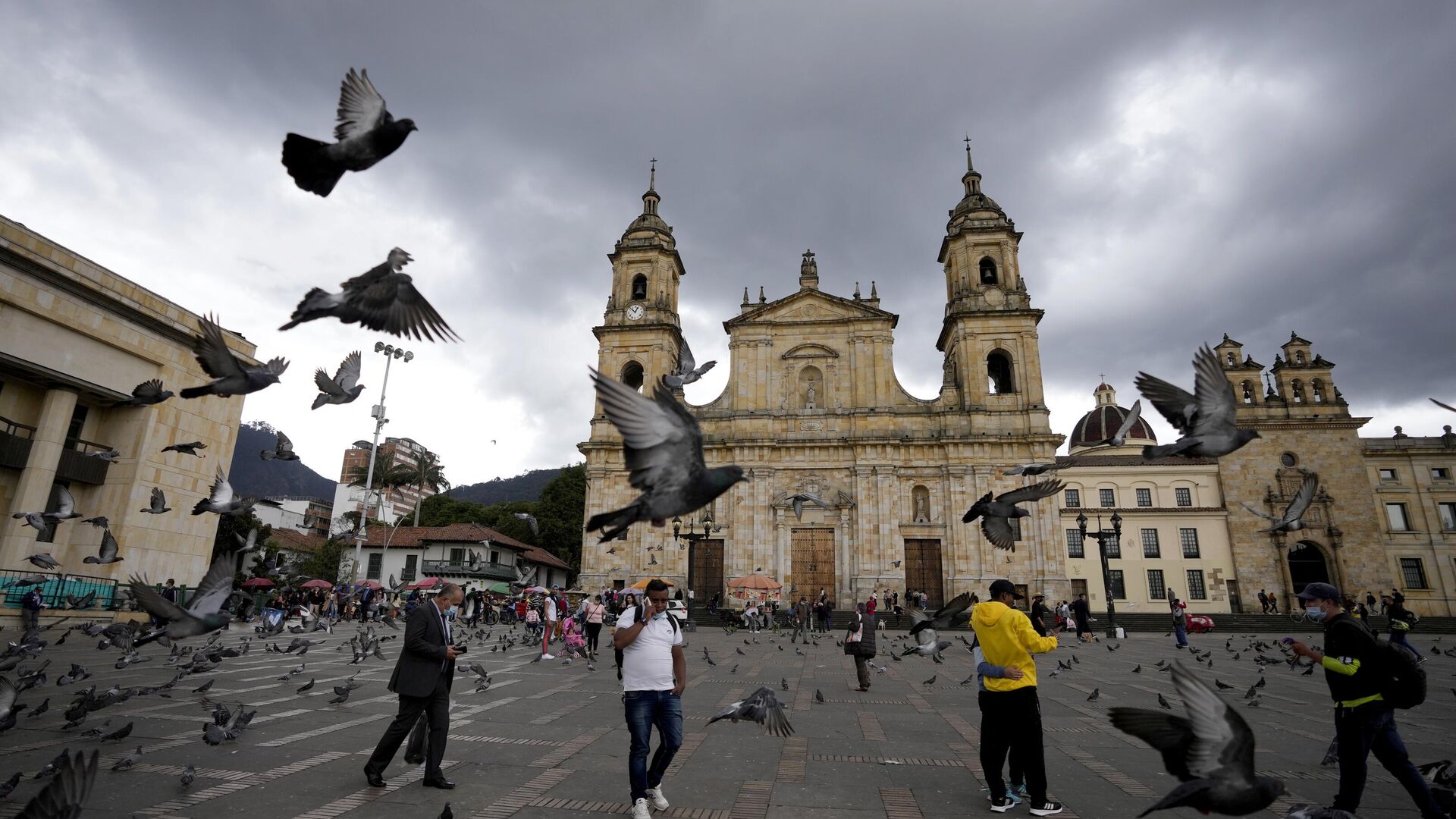Площадь Боливара в Боготе, Колумбия Площадь Боливара в Боготе, Колумбия - РИА Новости, 1920, 08.12.2025