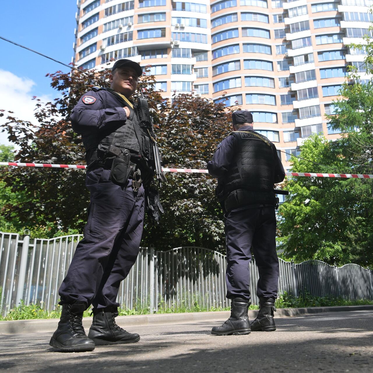 Песков назвал атаку на Москву ответом на удары по центру принятия решений -  РИА Новости, 30.05.2023