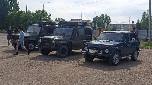 Автомобили, подготовленные жителями Башкирии для отправки в зону СВО