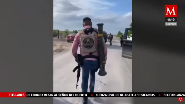Ролик, на котором боевик мексиканского Картеля залива несет на плече американский противотанковый ракетный комплекс FGM-148 Javelin
