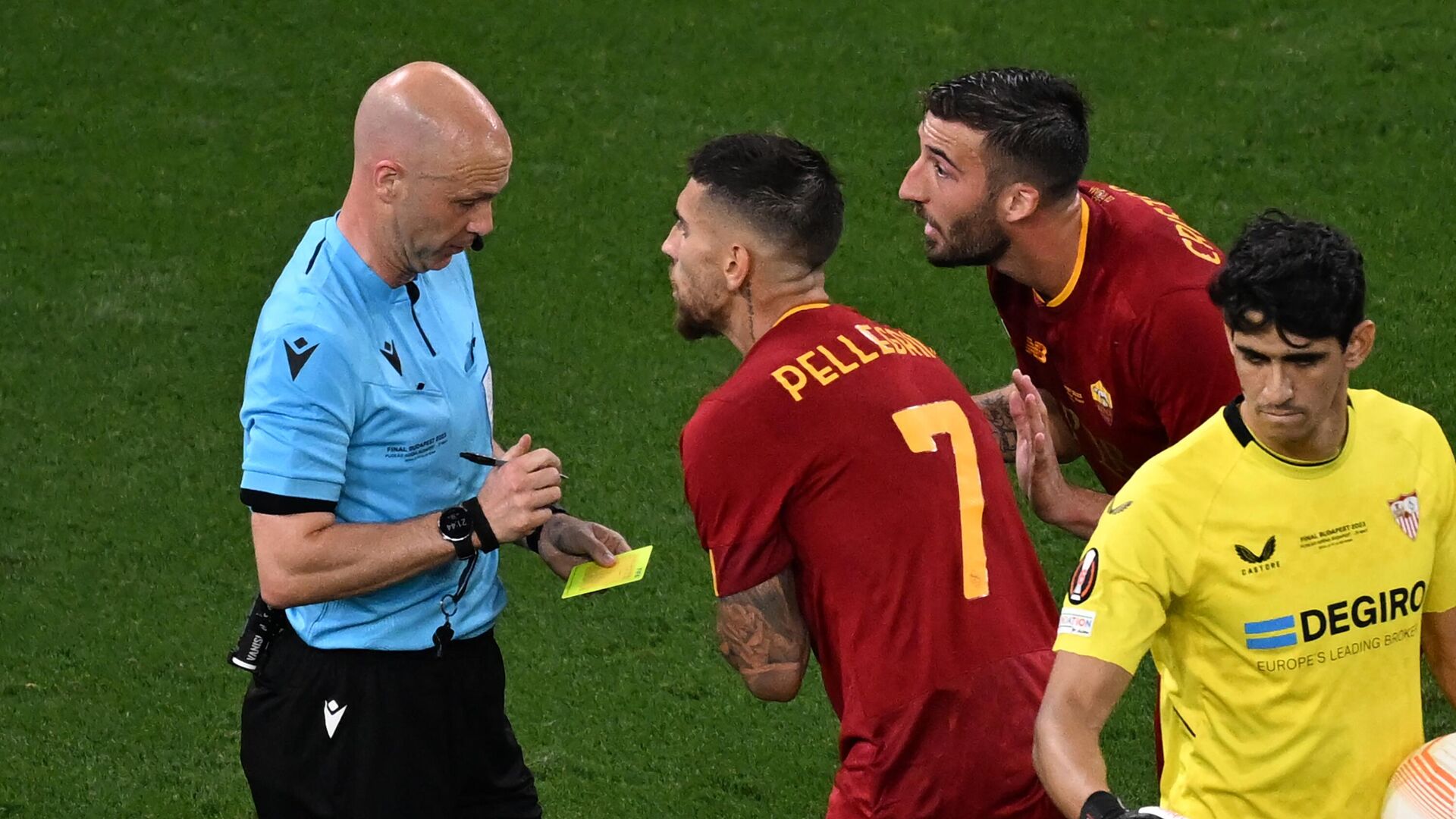 English referee Anthony Taylor in the Europa League final - RIA Novosti, 1920, 06/02/2023