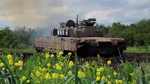 Экипаж танка Т-80БВМ об уничтожении разведгруппы противника