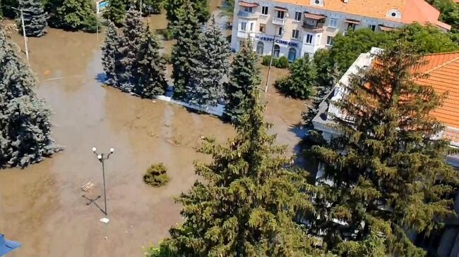 Вода в Новой Каховке прибывает. Видео главы правительства Херсонской области