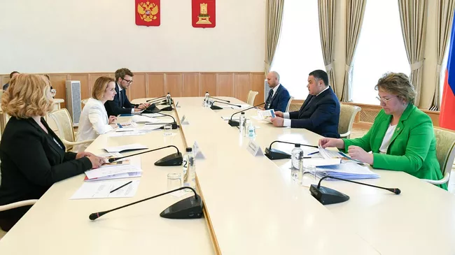 Руденя обсудил с Львовой-Беловой меры поддержки семей и воспитания молодежи