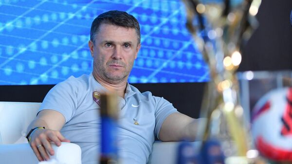 Тренер сборной Украины по футболу Сергей Ребров