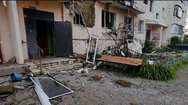 Руины на месте домов, сгоревшие магазины и искореженные машины: Шебекино после обстрелов ВСУ