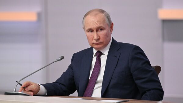 Президент РФ Владимир Путин на встрече с главами, участвующими в заседаниях Евразийского межправительственного совета и совета глав правительств СНГ