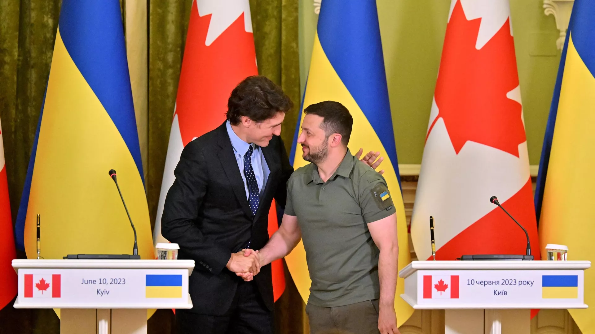 Премьер-министр Канады Джастин Трюдо и президент Украины Владимир Зеленский на совместной пресс-конференции в Киеве Премьер-министр Канады Джастин Трюдо и президент Украины Владимир Зеленский на совместной пресс-конференции в Киеве - РИА Новости, 1920, 10.06.2023