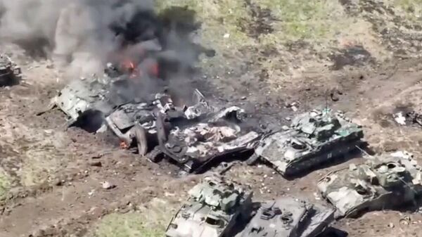 Минобороны РФ показало кадры уничтоженных танков. 10 июня 2023