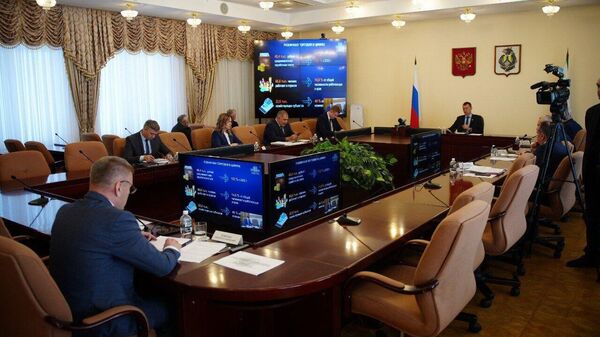 Заседание президиума правительства Хабаровского края под председательством губернатора Михаила Дегтярева