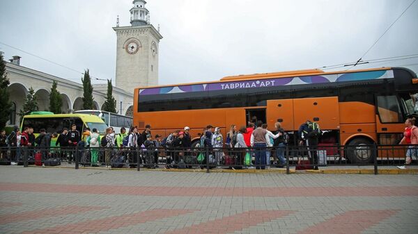 Дети из Белгородской области прибыли на отдых в Крым