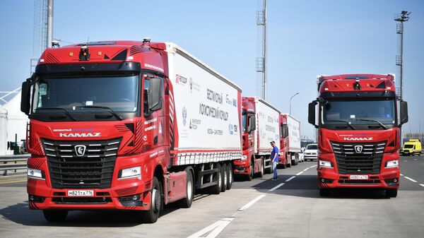 Запуск беспилотных грузовиков из Санкт-Петербурга в Москву