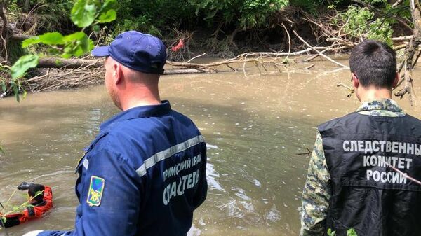 В Октябрьском районе Примоского края двое малолетних детей утонули в реке Раздольная