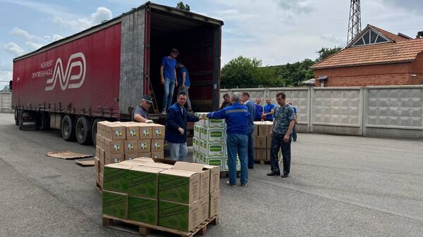 Власти Адыгеи отправили 20 тонн гумпомощи эвакуированным жителям Белгородской области