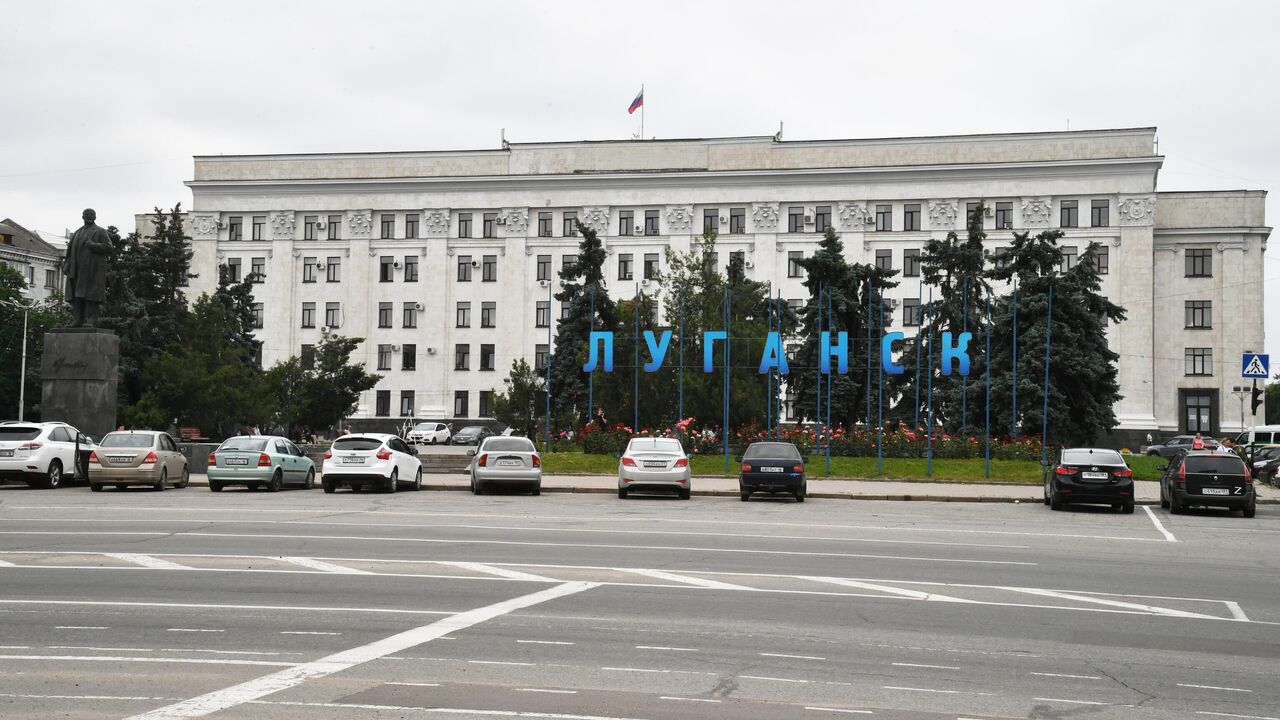 В Луганске прогремели взрывы - РИА Новости, 16.07.2023