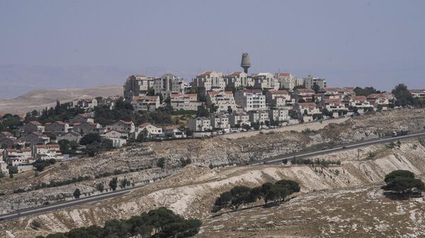 Вид на израильское поселение Маале-Адумим на Западном берегу