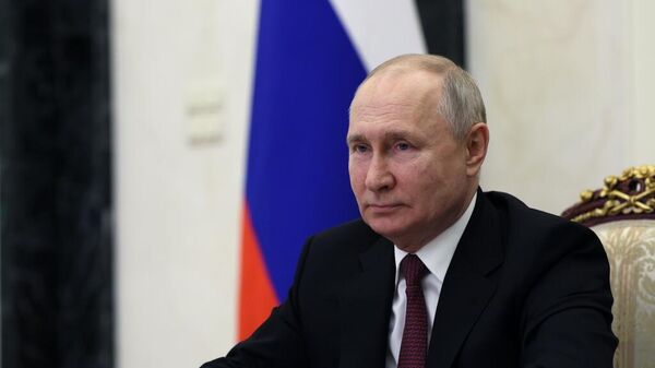LIVE: Путин на церемонии запуска речных трамваев в Москве