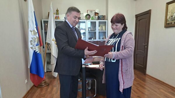 В министерстве имущественных и земельных отношений Нижегородской области вручили тысячный жилищный сертификат для многодетных семей