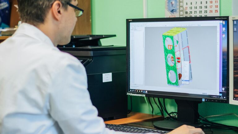 Разработка макета корпуса МКА для двигательной установки