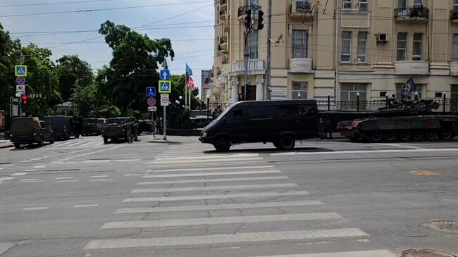 Обстановка у штаба Южного военного округа