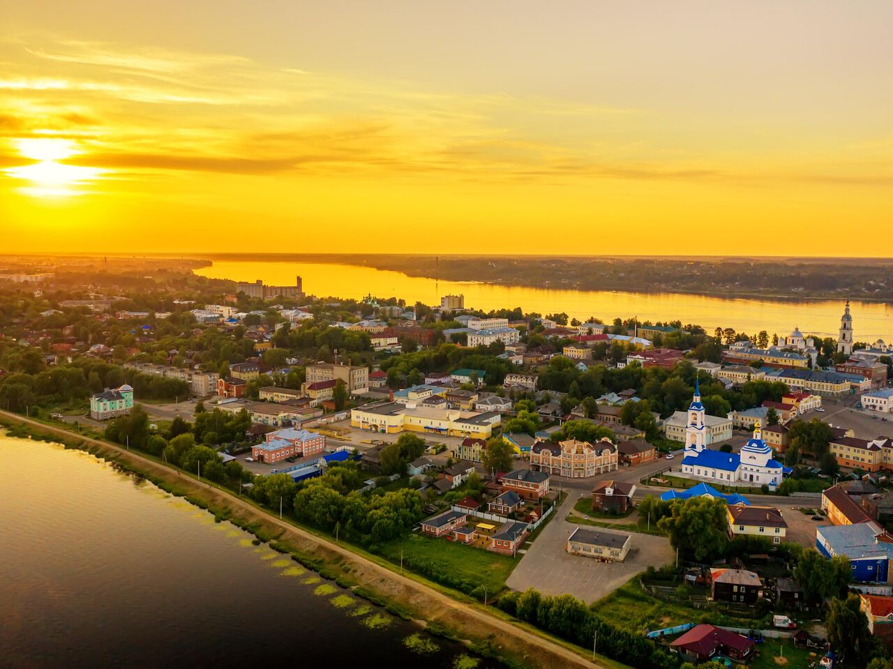 Названы пять городов России с ярким литературным наследием - РИА Новости,  28.06.2023