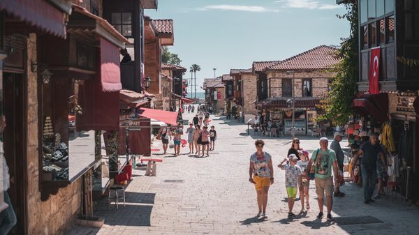 Туристы в Сиде, Турция