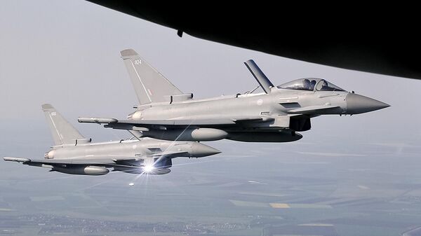  Истребители Тайфун британских ВВС. Архивное фото