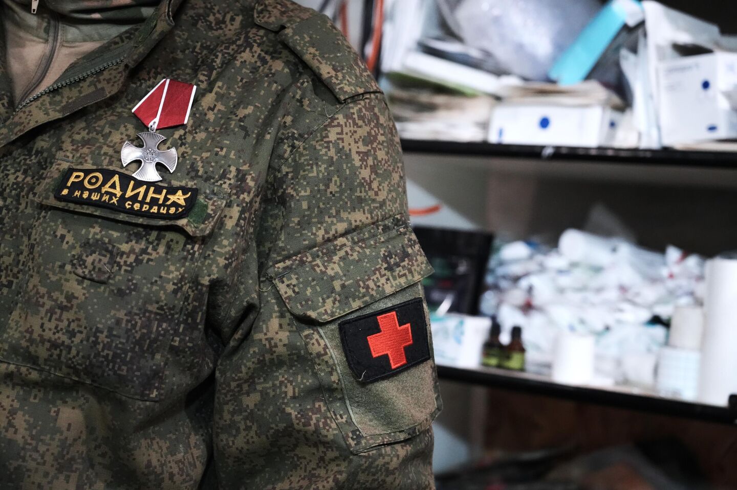 Градус получил орден Мужества за спасение бойца на передовой Градус получил орден Мужества за спасение бойца на передовой