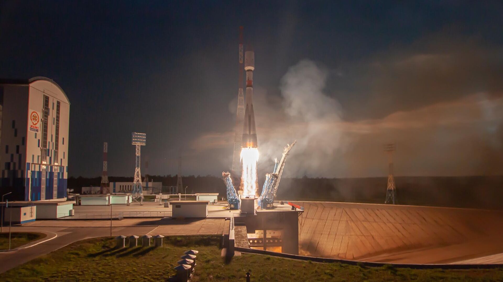 Спутник "Метеор-М" запустят на орбиту 29 февраля с космодрома Восточный