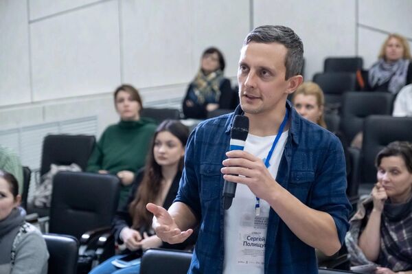 Руководитель отдела медиаобразования Пермской синематеки, программный директор фестиваля FUTURE.DOC Сергей Полищук Руководитель отдела медиаобразования Пермской синематеки, программный директор фестиваля FUTURE.DOC Сергей Полищук