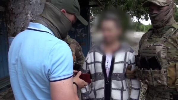 Задержание жительницы Луганска, подозреваемой в шпионаже