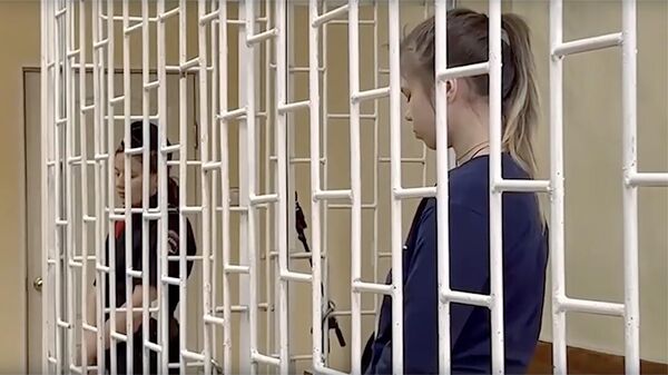 Полина Дворкина во время оглашения приговора в суде