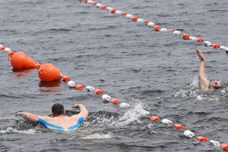 Участники финала городского конкурса профессионального мастерства по профессии Спасатель на поисково-спасательной станции Строгино в Москве