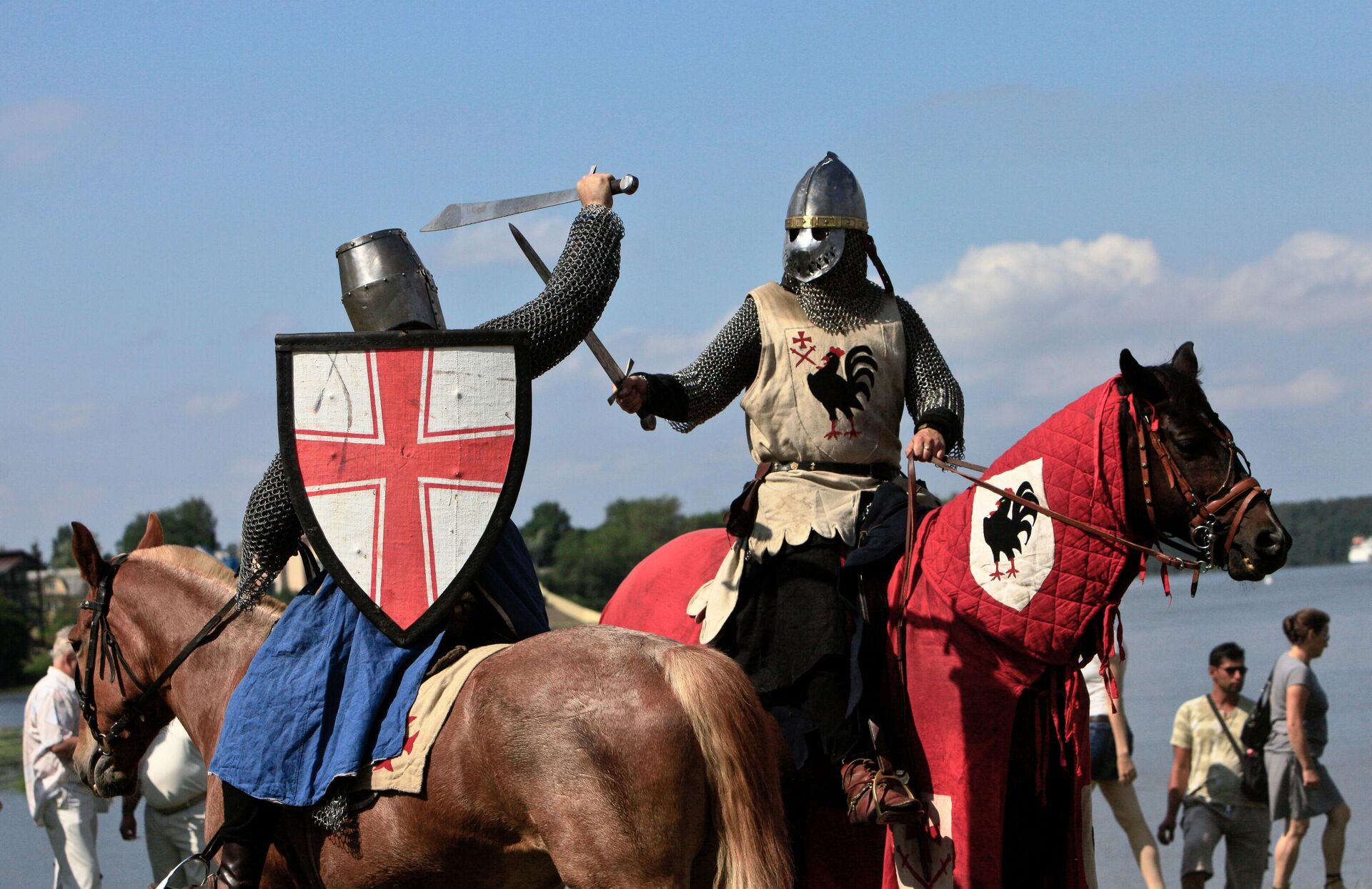 Участники исторической реконструкции Невской битвы в Усть-Ижоре - РИА Новости, 1920, 14.07.2025