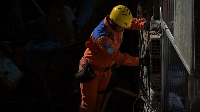 Специалист спасательной команды в Бразилии Специалист спасательной команды в Бразилии