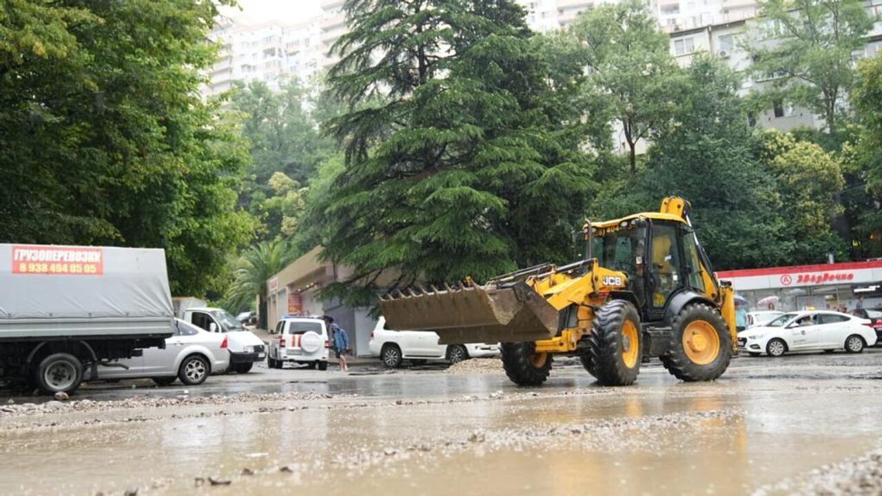 В Сочи запретили купаться в море - РИА Новости, 09.07.2023