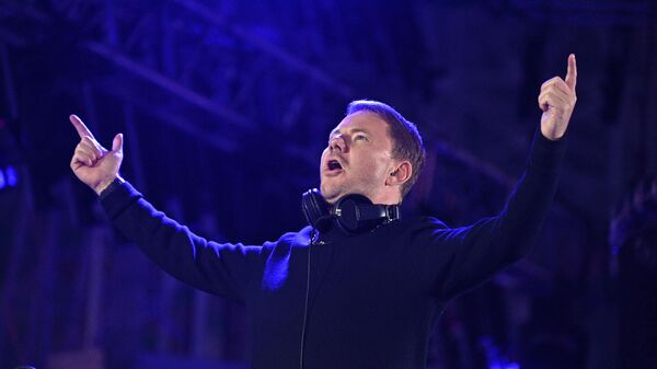 DJ Smash выступает на концерте в рамках фестиваля Ovion Show на стадионе Динамо в Минске.
