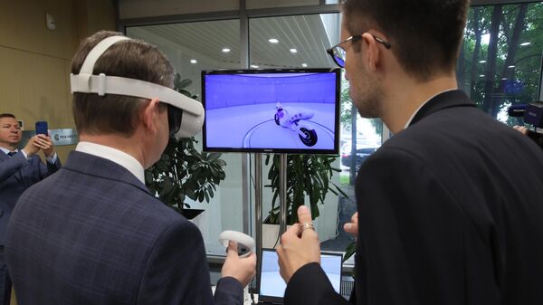 Презентация VR-проекта Игра ремесел. VR-погружение в мир народных промыслов в Международном мультимедийном пресс-центре Россия сегодня в Москве